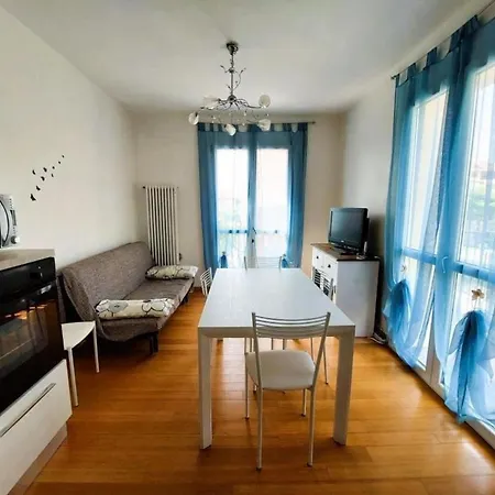 Lovely With Private Parking Apartment Diano Castello